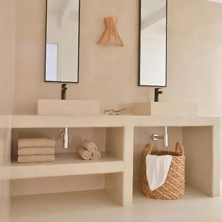 Mareterra - Sunny Family Villa With Terrace, Barbecue And Pool فيلة *