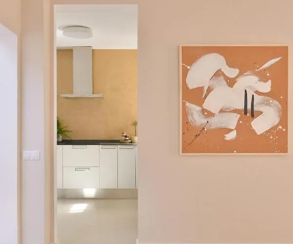 Mareterra - Designer Villa & Peaceful Retreat- Pool- Bbq-Beach At 10 Minutes *