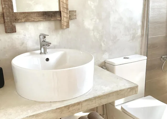 Mareterra - Designer Villa & Peaceful Retreat- Pool- Bbq-Beach At 10 Minutes *