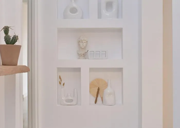 Mareterra - Designer Villa & Peaceful Retreat- Pool- Bbq-Beach At 10 Minutes *